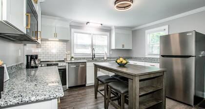 Thyme to Travel to this soothing house in charming Mooresville