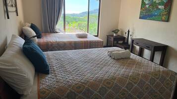 2 bedrooms, internet, bed sheets