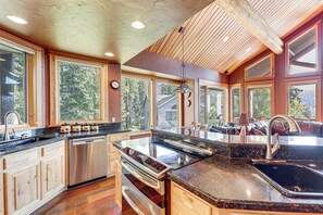 Fridge, microwave, oven, stovetop - Ski-In/Out, Hot Tub: Spacious Retreat in Whitefish (Whitefish)