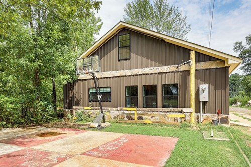 Family Home w/ On-Site Waterfall & Pond in Fulton!