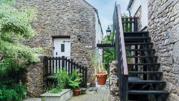 House | 6 bedrooms, Internet