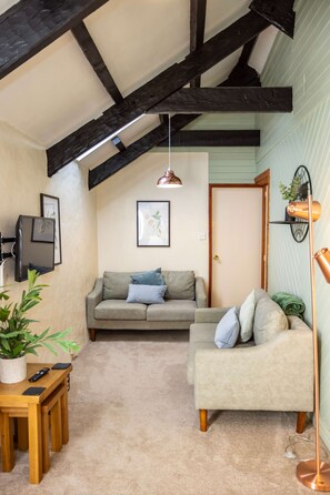 單棟房屋 | 6 間睡房、互聯網