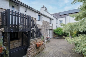 House | 6 bedrooms, Internet