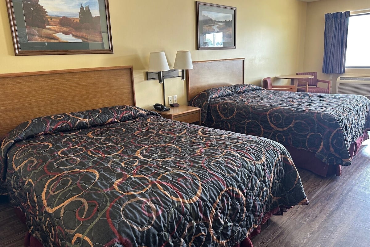 Basic Double Room | Blackout drapes, iron/ironing board, free WiFi