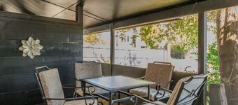 Glen Place-2 Bed Apt in Midtown Little Rock-Outdoor Hangout-Easy Parking