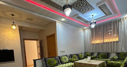 Soothing 2-bedroom apartment in Meknes