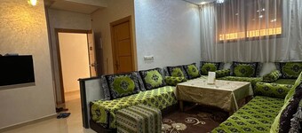 Soothing 2-bedroom apartment in Meknes