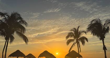 Beach front 1 bedroom condo in beautiful Cozumel. with AC and free WIFI