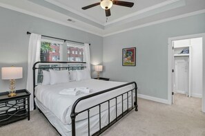 3 عدّة غرف نوم ومكتب ومكواة/لوح كي وواي فاي