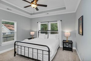 3 chambres, bureau, fer et planche à repasser, Wi-Fi