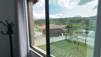 Quarto casal luxo | Vista do quarto