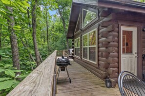 Terrace/patio - Secluded Identical Bedrooms Attached Baths, Hot Tub, Firepit, Wooded View (Campton)