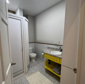 Towels, soap, toilet paper