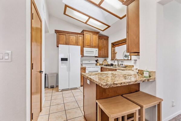 Microwave, oven, stovetop, dishwasher