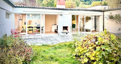 Atrium-Haus mit Garten, 5 Betten und Parkplatz (15 Minuten von ZĂŒrich entfernt)