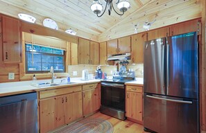 Fridge, microwave, oven, stovetop - Dog-Friendly Creek Cabin | Trail Access, Hot Tub & Fire Pit (Blue Ridge)