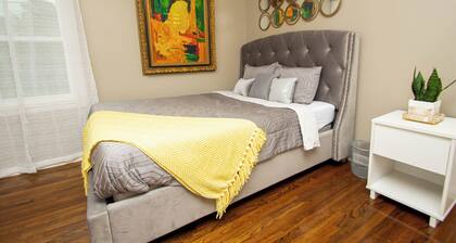 Soothing 3-bedroom house with AC in charming Little Rock