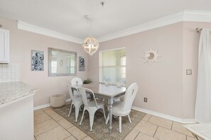 Condo, Multiple Beds, Hot Tub, Beach View (Ocean Gate I203) | Dining