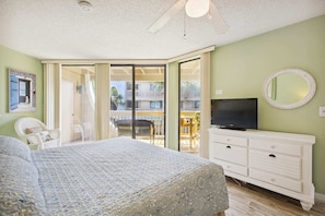 Condo, nhiều giường, bồn tắm nước nóng, quang cảnh biển (Hibiscus D203) | 2 phòng ngủ, truy cập Internet không dây miễn phí