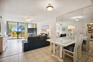 Apartment, Mehrere Betten, Whirlpool, Meerblick (Hibiscus D203) | Innenbereich