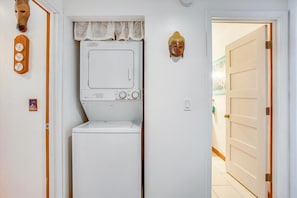 Condo, Multiple Beds, Patio, Ocean View (Sea Haven 113) | Laundry