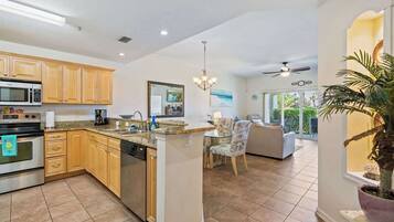 Condo, Multiple Beds, Hot Tub, Ocean View (Villas II 102) | Private kitchen