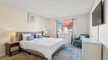 2 habitaciones, decoración personalizada y muebles diferentes