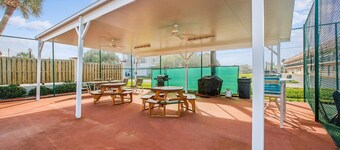 Beachside 2br/2ba Condo w/ Pool, Balcony & Boat Parking in St. Augustine