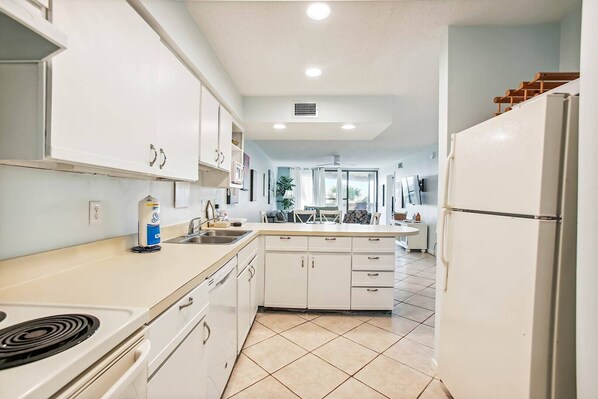 Condo, Multiple Beds, Hot Tub, Ocean View (Hibiscus A201) | Private kitchen | Fridge, microwave, oven, stovetop