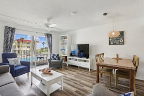 Appart'hôtel, plusieurs lits, accès piscine, vue océan (Spanish Trace 243) | Coin séjour