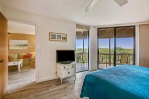 Apartamento, varias camas, bañera de hidromasaje, vistas al mar (Hibiscus B101) | 2 dormitorios y wifi gratis