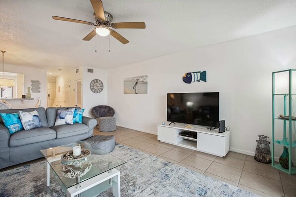 Condo, Multiple Beds, Patio, Ocean View (Sea Haven 513) | Living area | TV