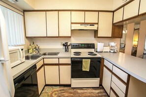 Condo, Multiple Beds, Hot Tub, Ocean View (Hibiscus H204) | Private kitchen | Fridge, microwave, oven, stovetop