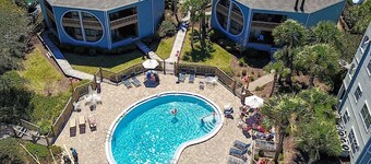 Unwind at St Augustine's Beachfront Oasis