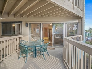 Condo, Multiple Beds, Hot Tub, Ocean View (Hibiscus H204) | Outdoor dining