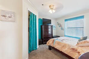 Bloc d'apartaments, 2 llits de matrimoni, banyera d'hidromassatge, vistes a l'oceà (Ocean Gate I304) | 2 dormitoris i wifi gratuïta 