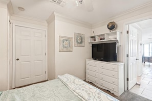 Condo, 2 Queen Beds, Hot Tub, Ocean View (Ocean Gate I304) | 2 bedrooms, free WiFi