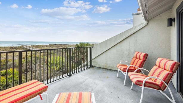 Condo, nhiều giường, bồn tắm nước nóng, quang cảnh biển (Sea Winds 39) | Quang cảnh từ phòng