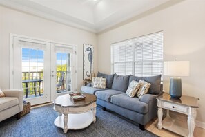 Townhome, Multiple Beds, Hot Tub, Pool View (Villas I 361) | Living area | TV
