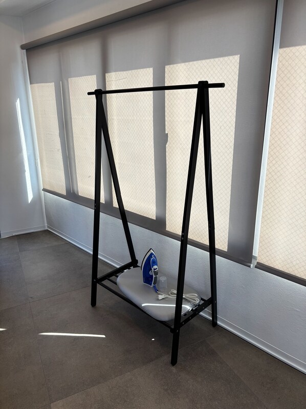 Appartement Familial, non-fumeurs, cuisine | Rideaux occultants, chambres insonorisées, fer et planche à repasser