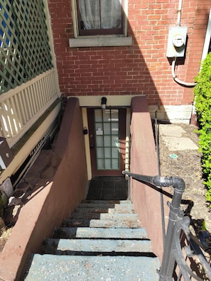 Exterior detail - Charming St Anne's Hill apartment in vibrant Dayton (Dayton)