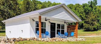 5 Charles Farms Cabin #1 - NEW CABIN - Wineries, Hiking, & Camp Cana