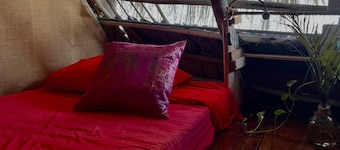 Ganesh Hostel