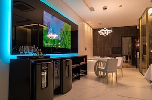 Suite Deluxe | Salle de réunion