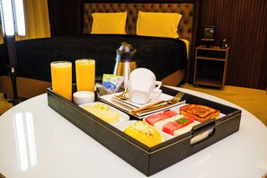 Free daily self-service breakfast  - Hotel Dubai (Petrolina)
