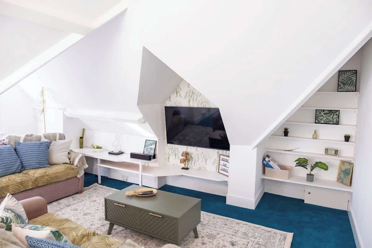 TV, offices