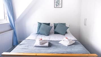 2 slaapkamers, een strijkplank/strijkijzer, wifi, beddengoed