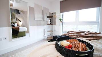 2 chambres, fer et planche Ă repasser, Wi-Fi, draps fournis