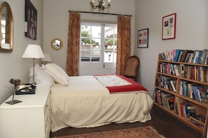 4 Schlafzimmer, Bügeleisen/Bügelbrett, WLAN, Bettwäsche
