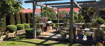 Awakino River Lodge - Coastal Romance - Historic - Spa Pool - Black Sand Beaches